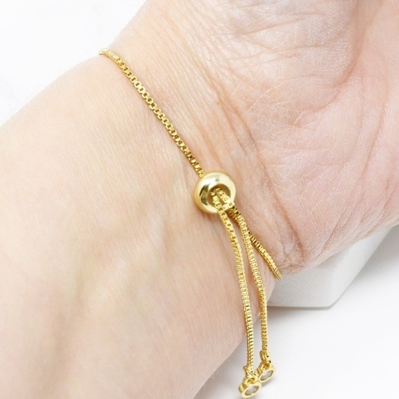 Adjustable Cross Bracelet - Picture 4 of 4